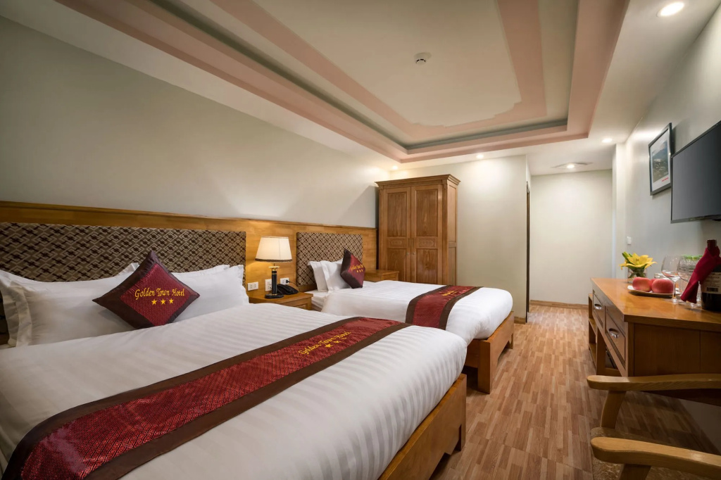 Golden Town Hotel