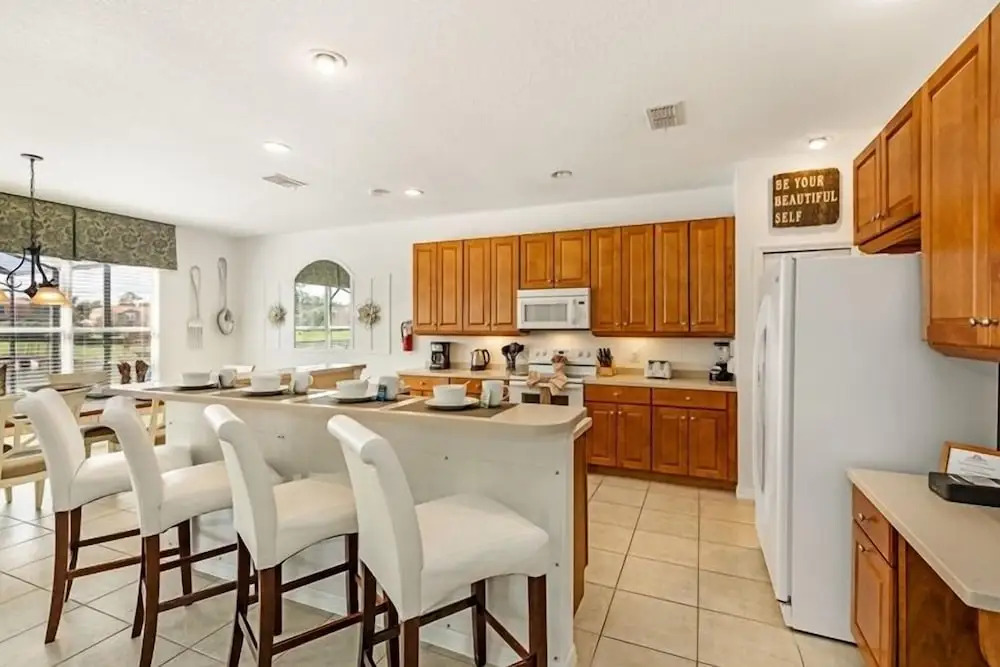 Lakeside Landing 6 Bedrooms