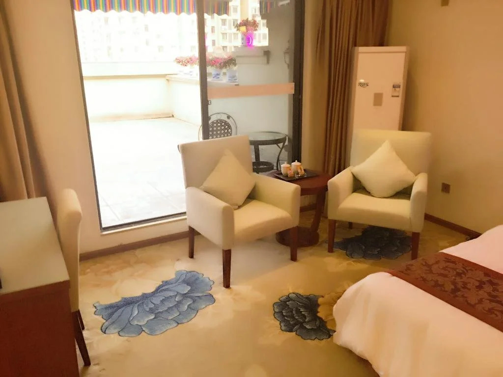 Hua Man Hotel