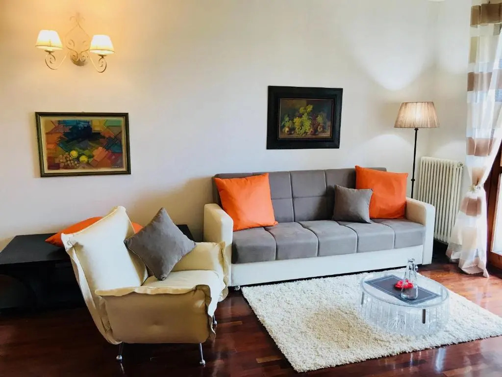 Chic Panoramic Apartment