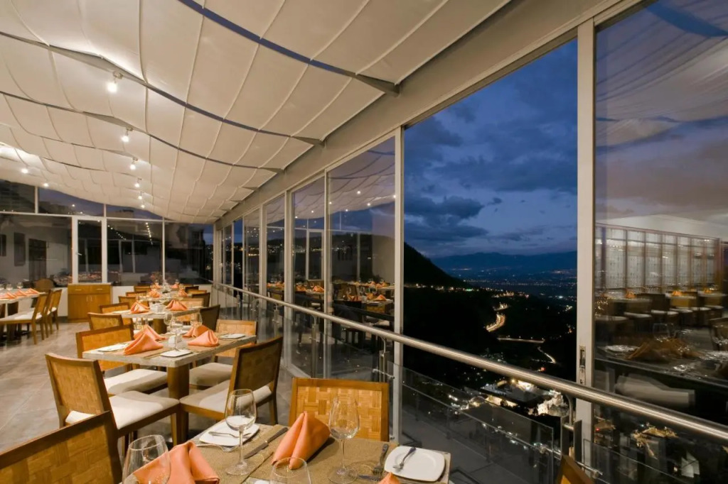 Hotel Stubel Suites & Cafe