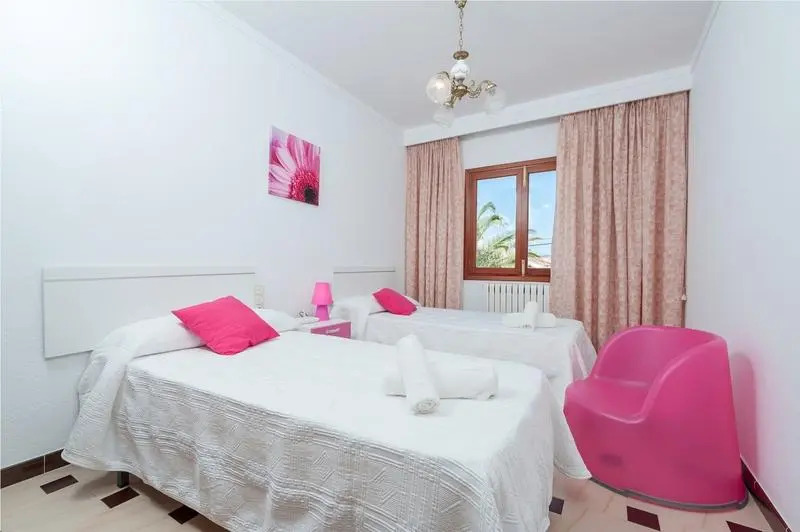 Ullas - Apartment In Marina Manresa. Free Wifi