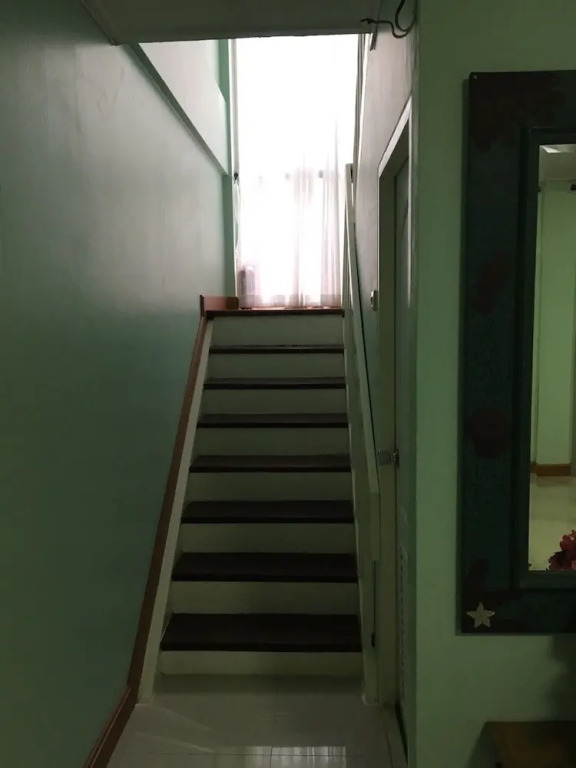 Pin Guest House