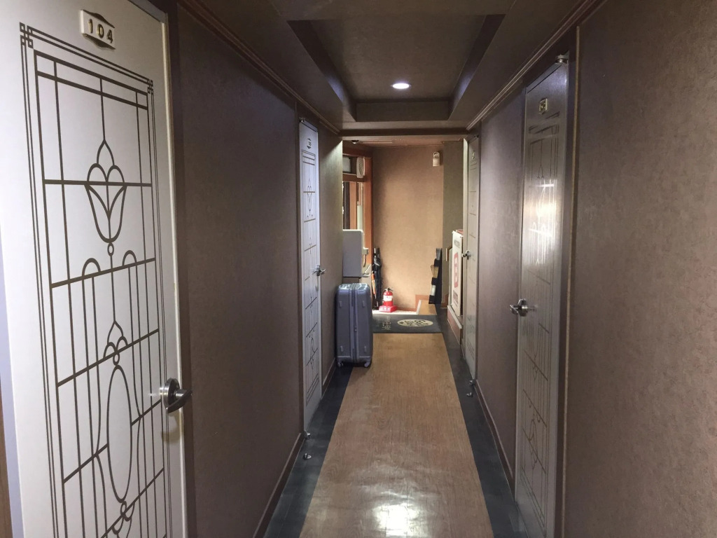 B Motel