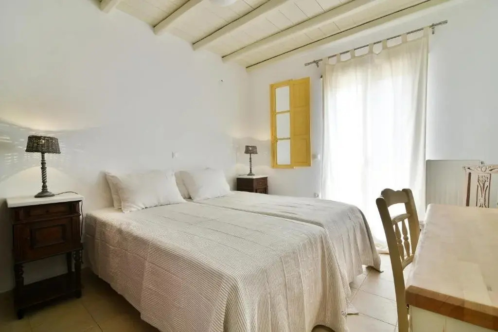 Akrotiraki Villas