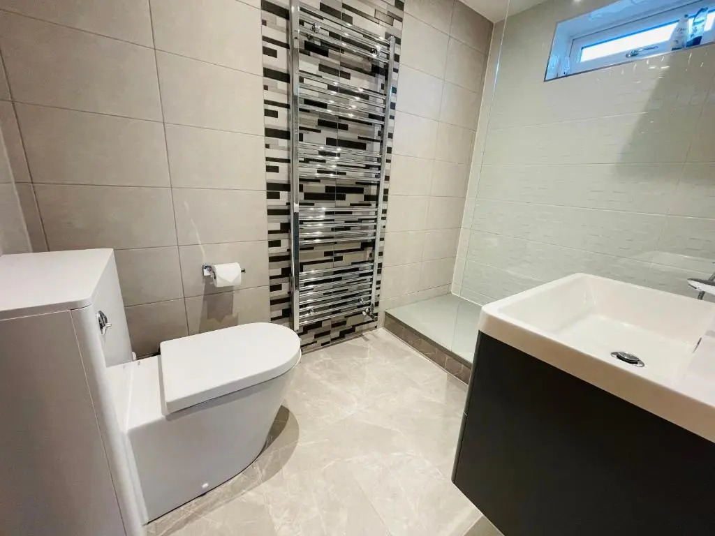 NEW MODERN STUDIO APARTMENT, PARKING, Netflix