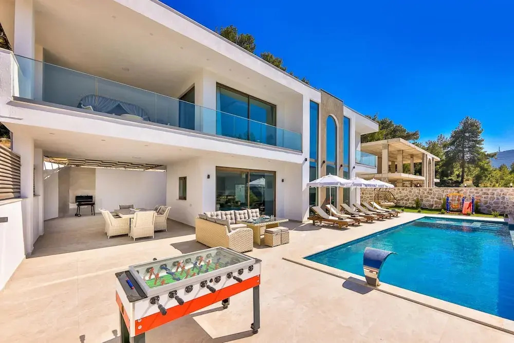 Villa Taha in Kas With 3 Bedrooms and 3 Bathrooms