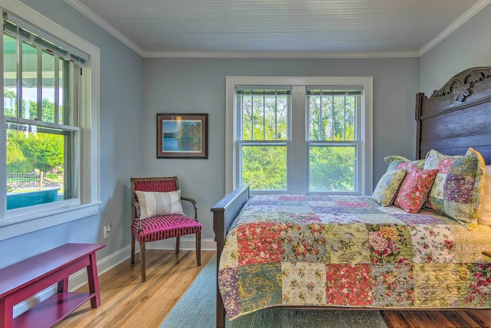 Restored Mars Hill Home on 1 Acre: Walk to Town!