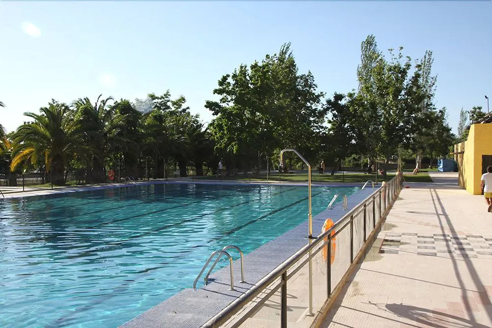 Hostal - Camping Ciudad de Cáceres