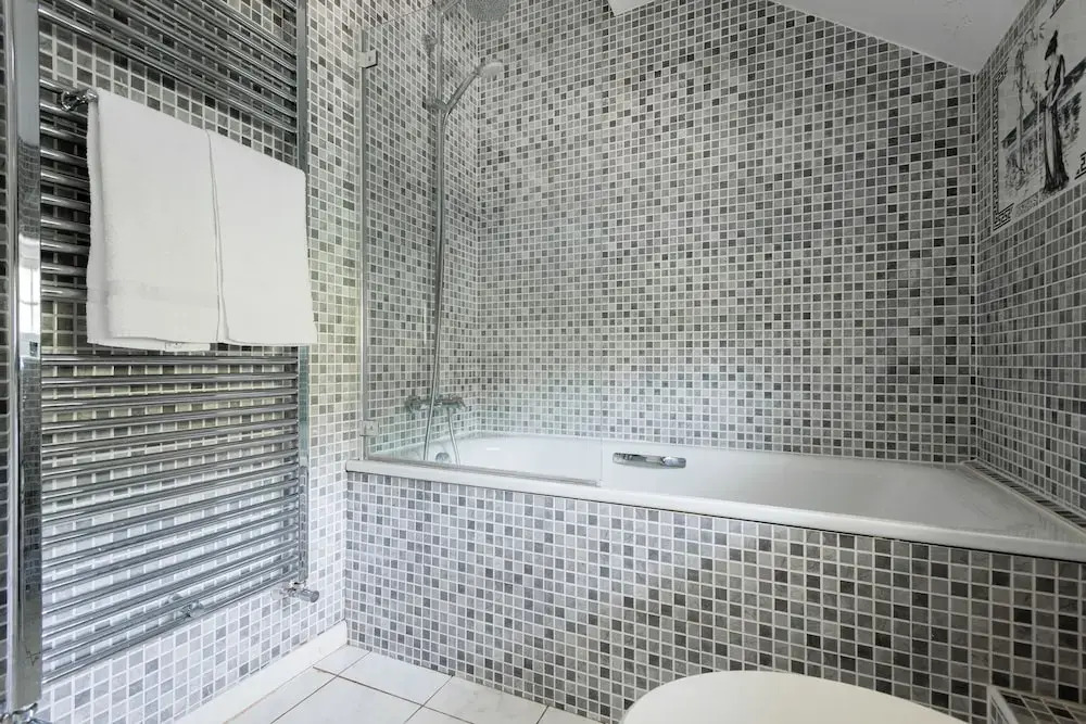 The Homerton Cottage - Spacious & Charming 5bdr Home