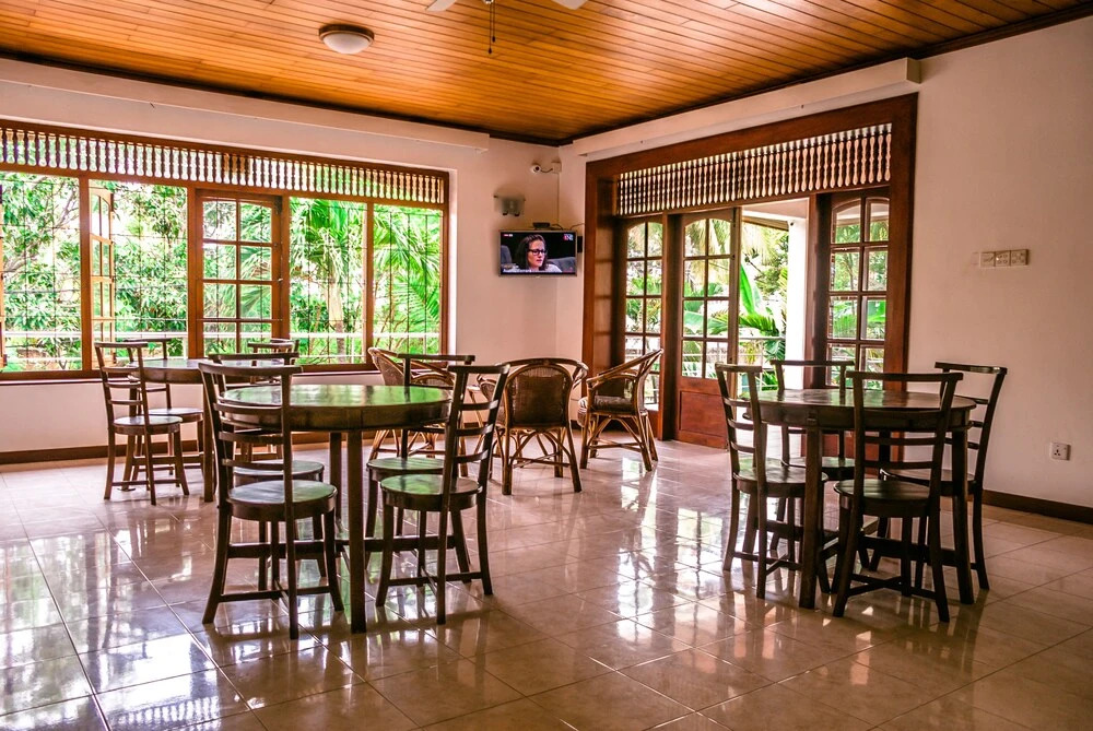 Negombo Blue Villa Hotel