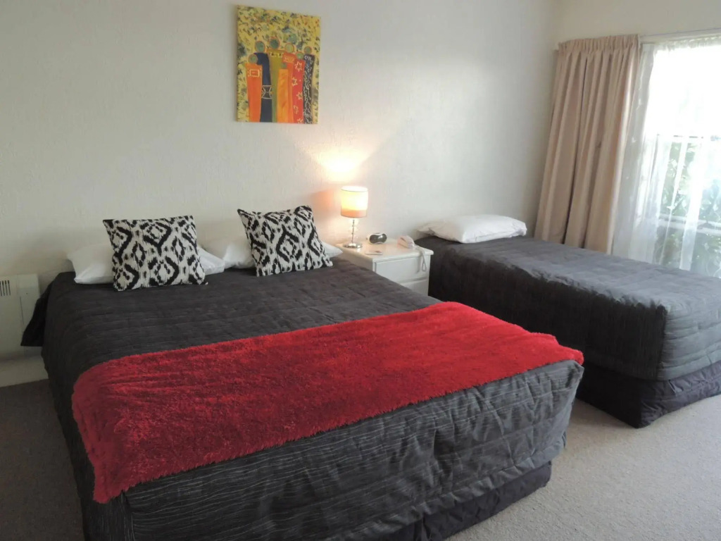Bay of Islands Country Lodge Motel