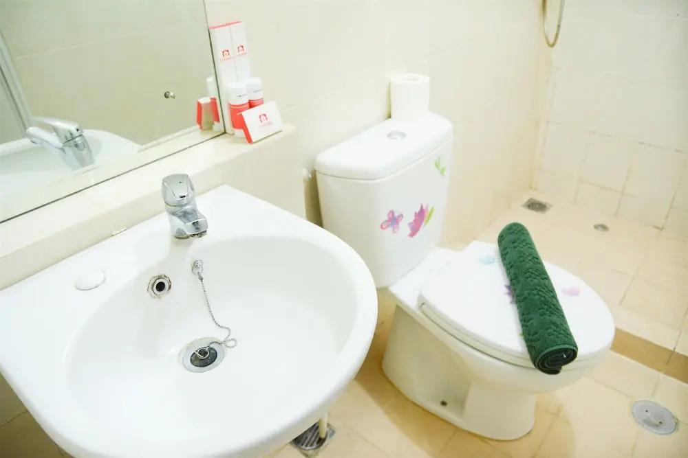 1 Bedroom Sudirman Park Apartment by Travelio