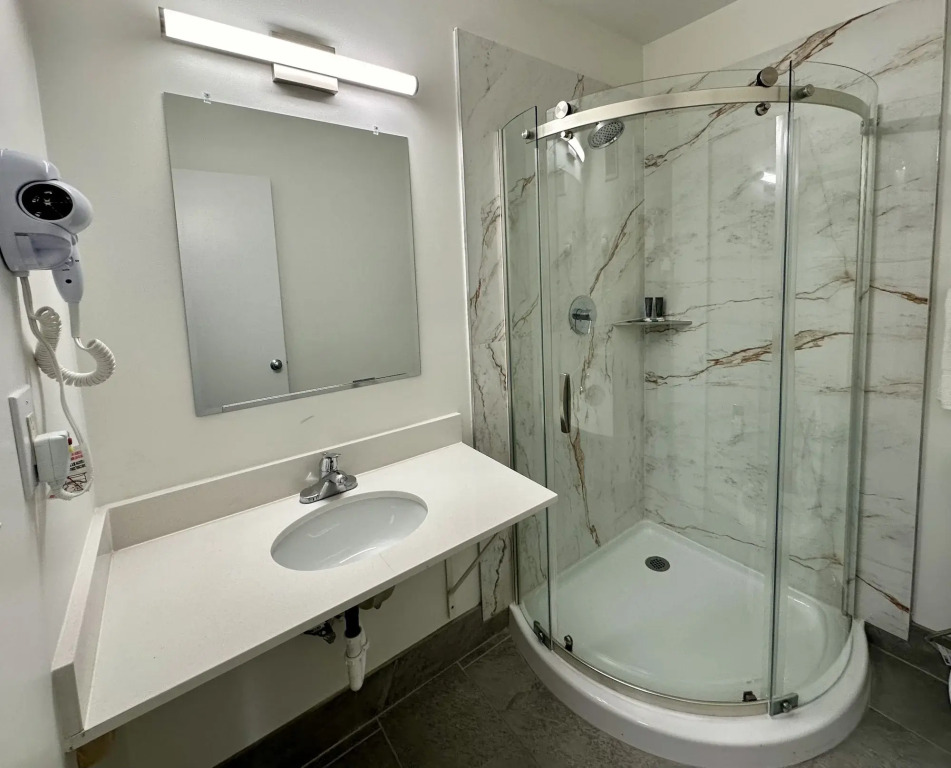 Royal Inn and Suites Charlotte Airport