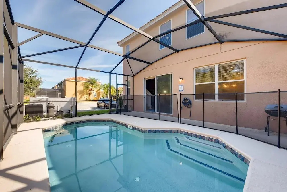 750 LF - Bella Vida - Great 4 Beds Townhome