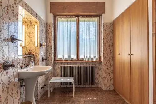 Dolomites white rest