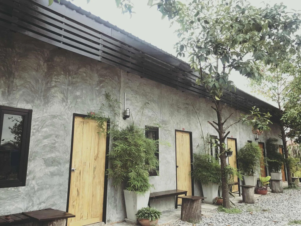 Baan Suan Siri Resort