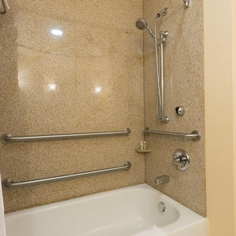 Holiday Inn Aurora North - Naperville by IHG