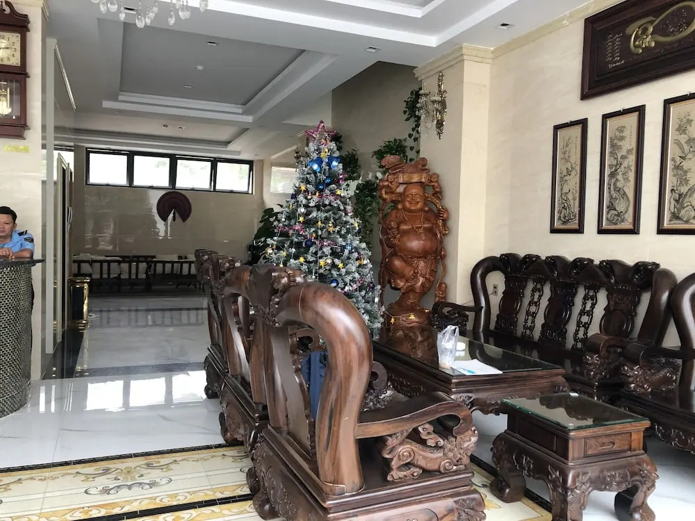 Oyo 697 Cam Ranh Hotel 2