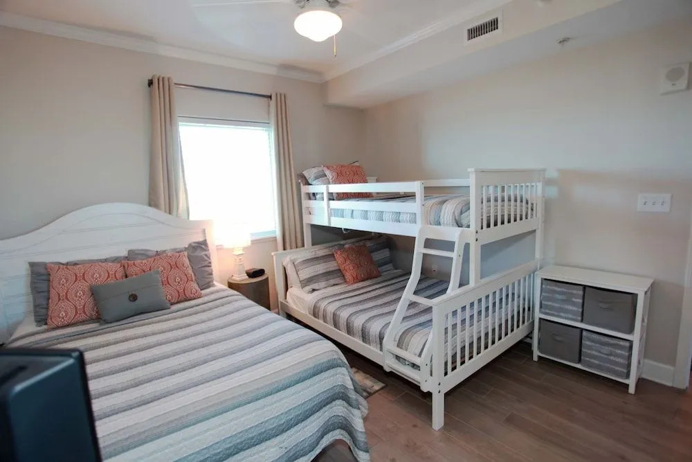 Sanibel 406