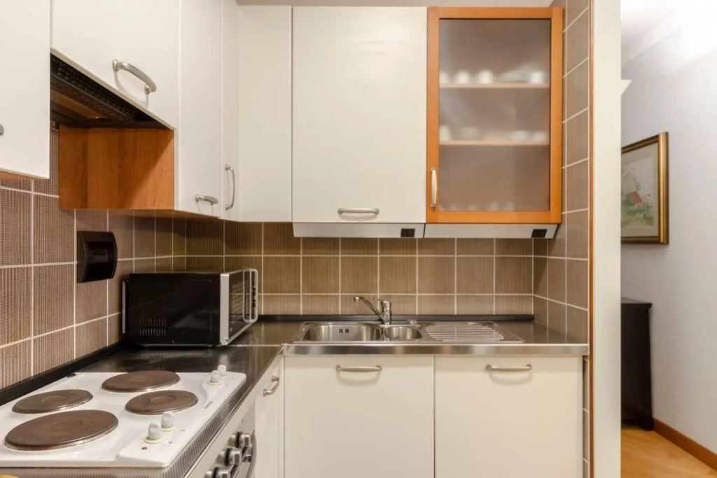 JOIVY Lovely Apt with Communal Pool in Nervi