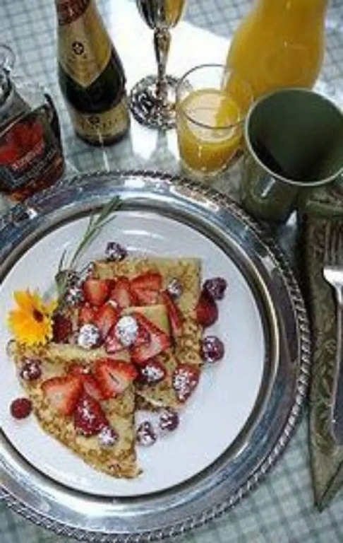 Humboldt House Bed & Breakfast