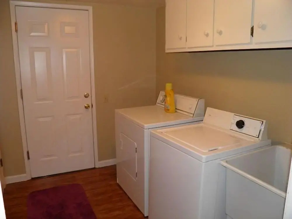 3832 Regina Rd.