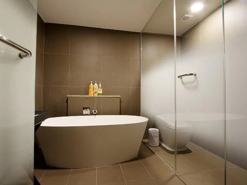 Donggyeong Hotel