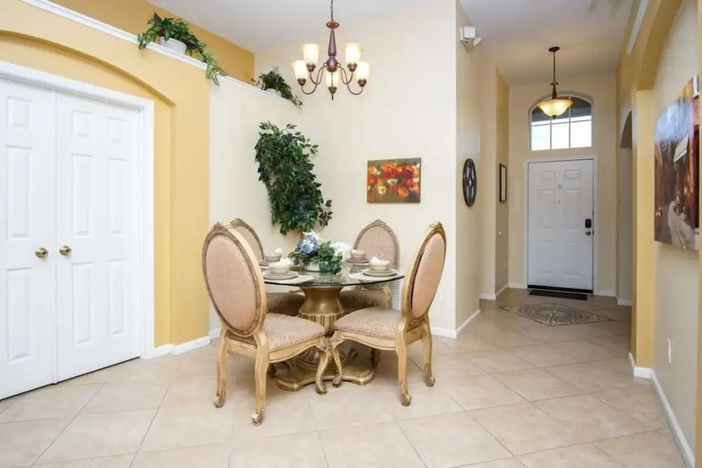 Windsor Palms 8046
