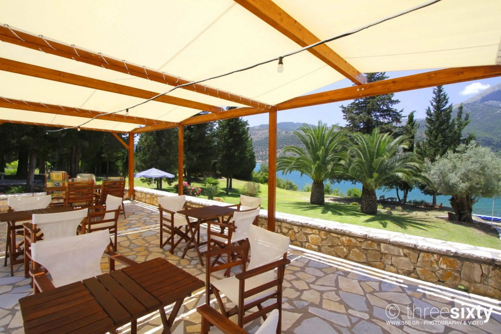 Geni Garden Apartments