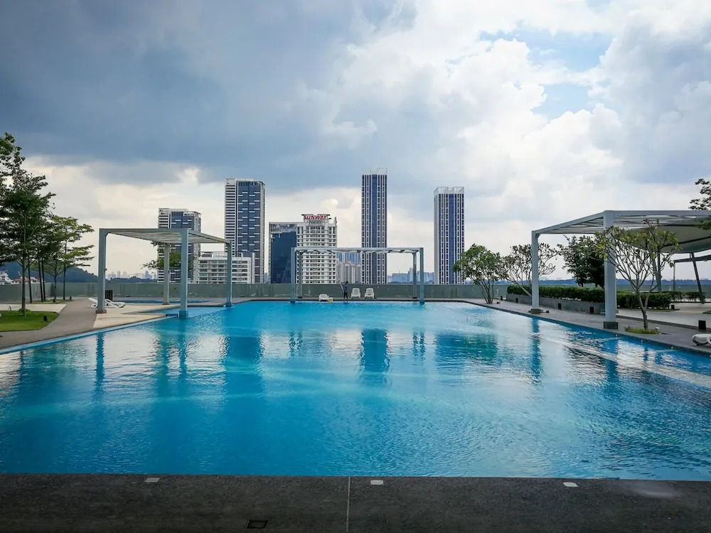 Gt Home encorp strand residence