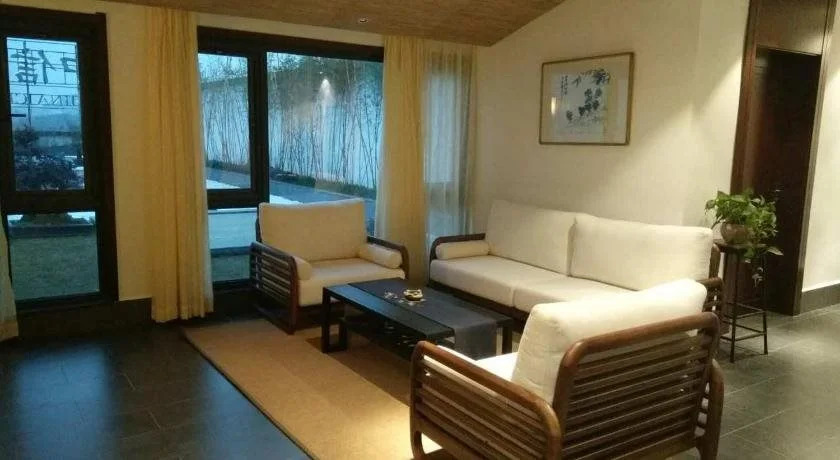 Wanyi Lijing Hotel Guiyang Huaxi Park