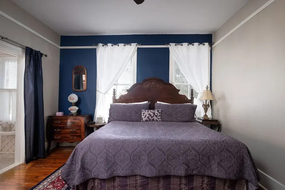 Victorian House Bed and Breakfast