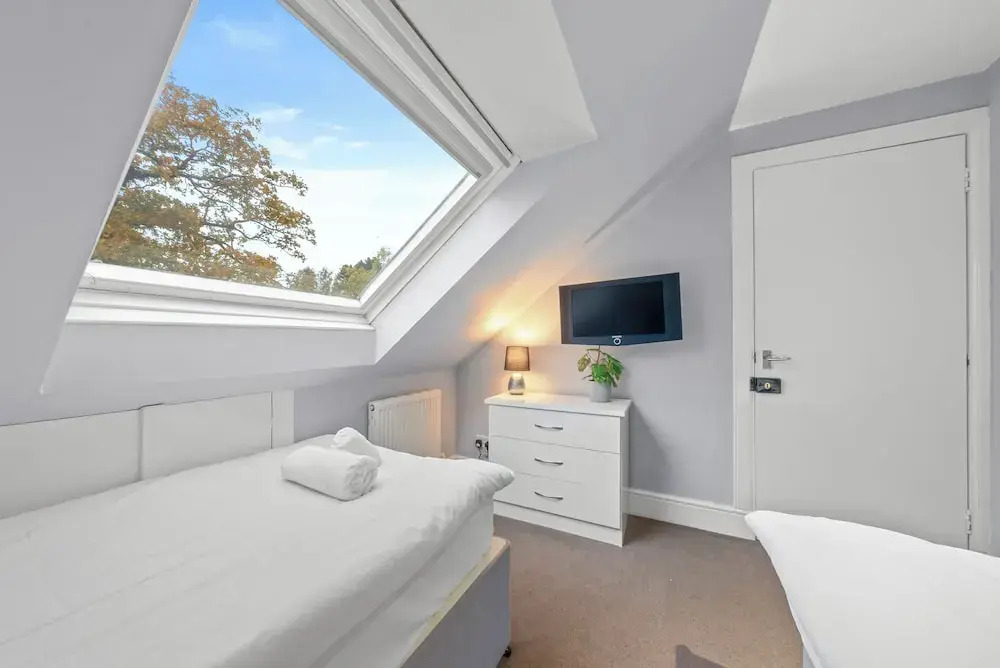 Charming Village Escape 3-Bed near Loch Lomond