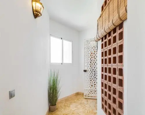 Alta Vista 2251