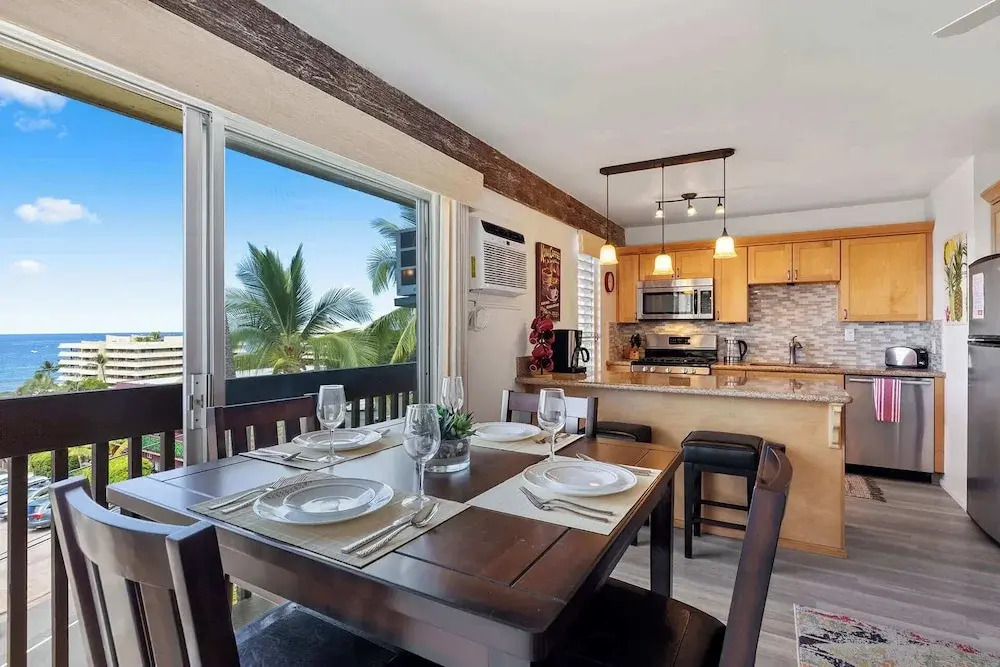 Kona Mansions 5-minute Walk to Honls Beach