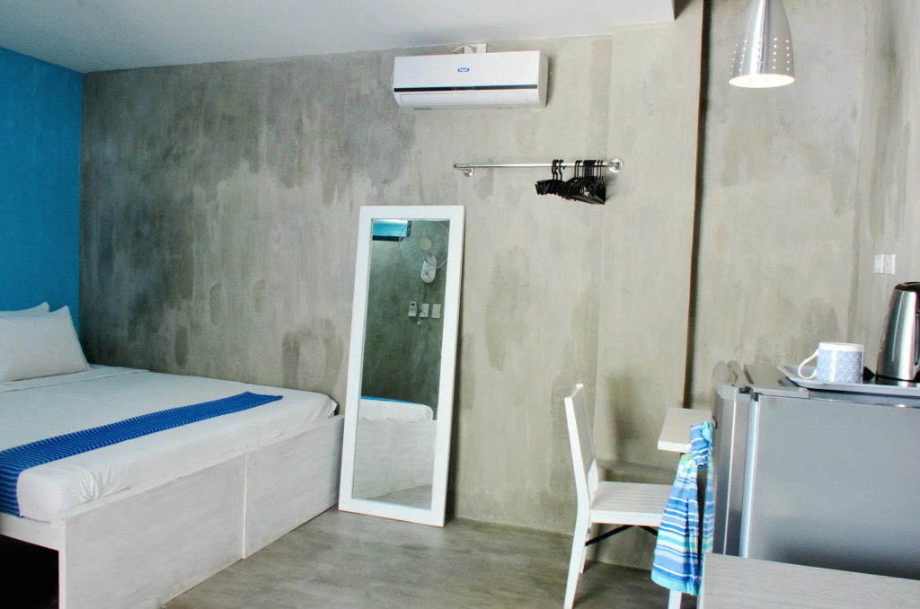 Boracay Balcony Inn