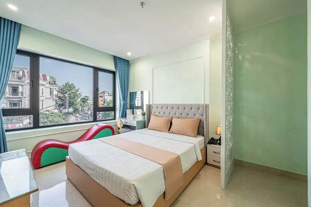 Cozrum - Love Hotel Trần Thị Nghỉ