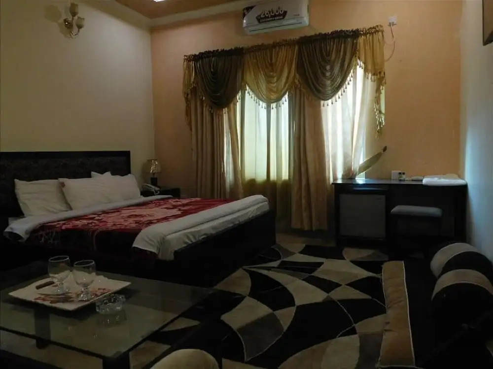 Royal Emirates Residence