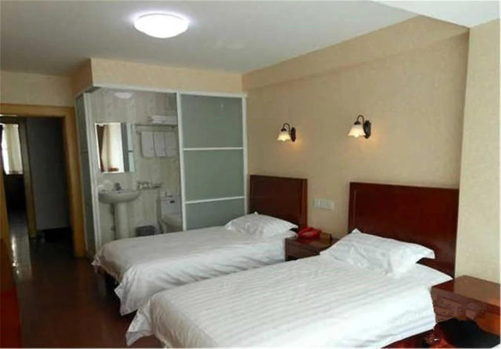 Chengde Huatang Hotel
