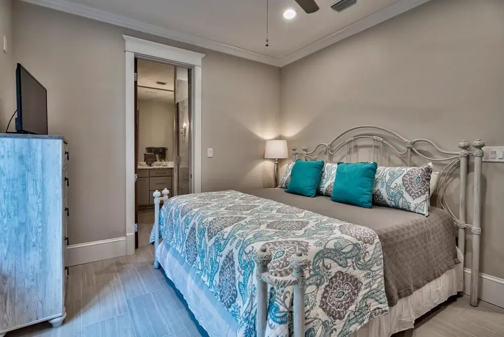 Seastar Palazzo Luxury Across From Beach