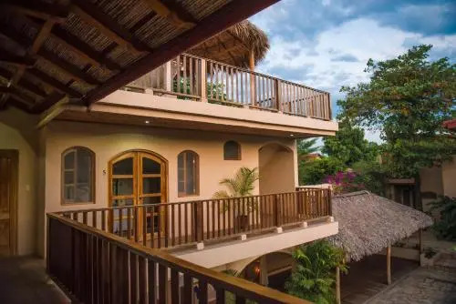 Casa Lucia Boutique Suites & Apartments
