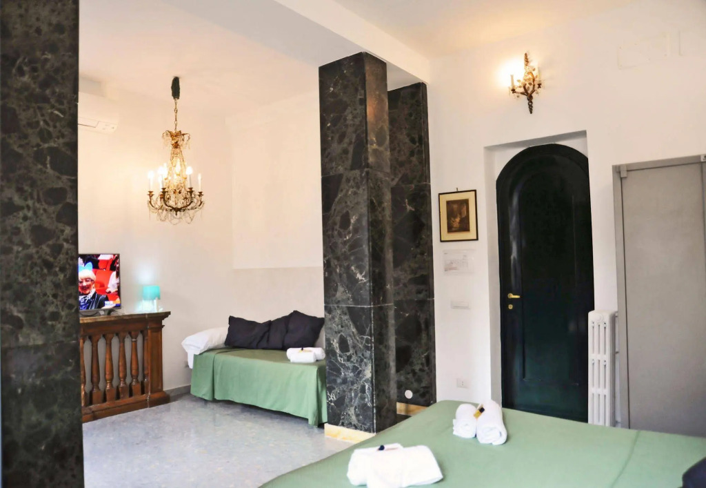 Enjoy Your Stay - in Rome