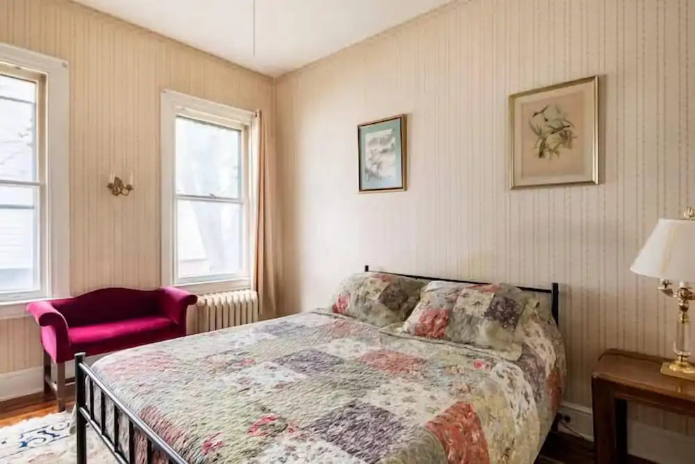 Cozy Cape Cod Bungalow