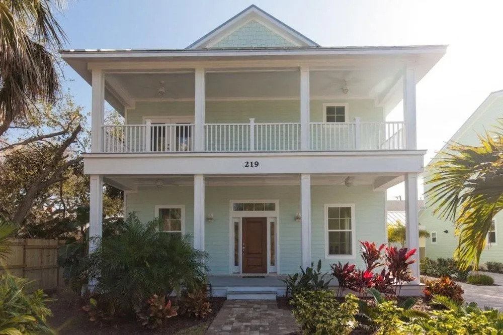 219 Lincoln Ave - 3 Br Home