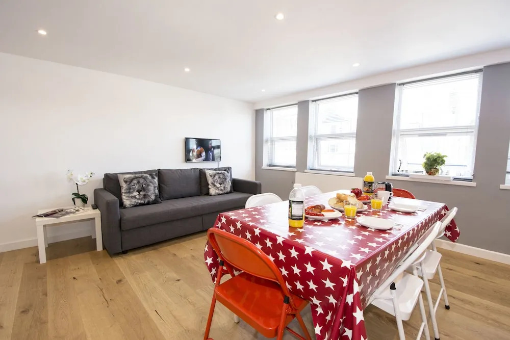 Two Bedroom Flat-Heart of London