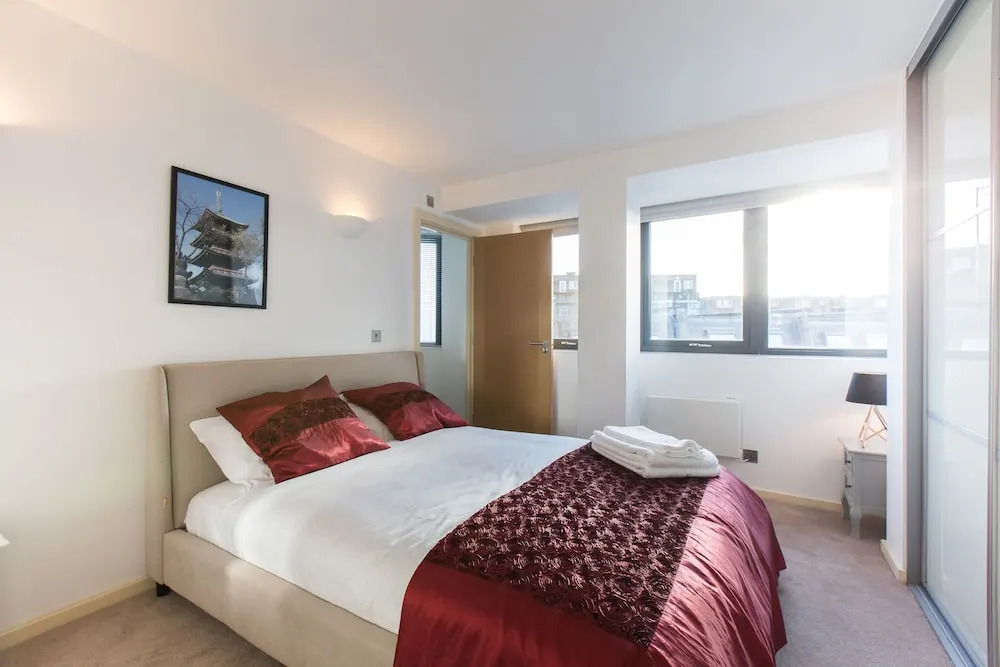 Luxury 2bed Apartment in Kensington A1