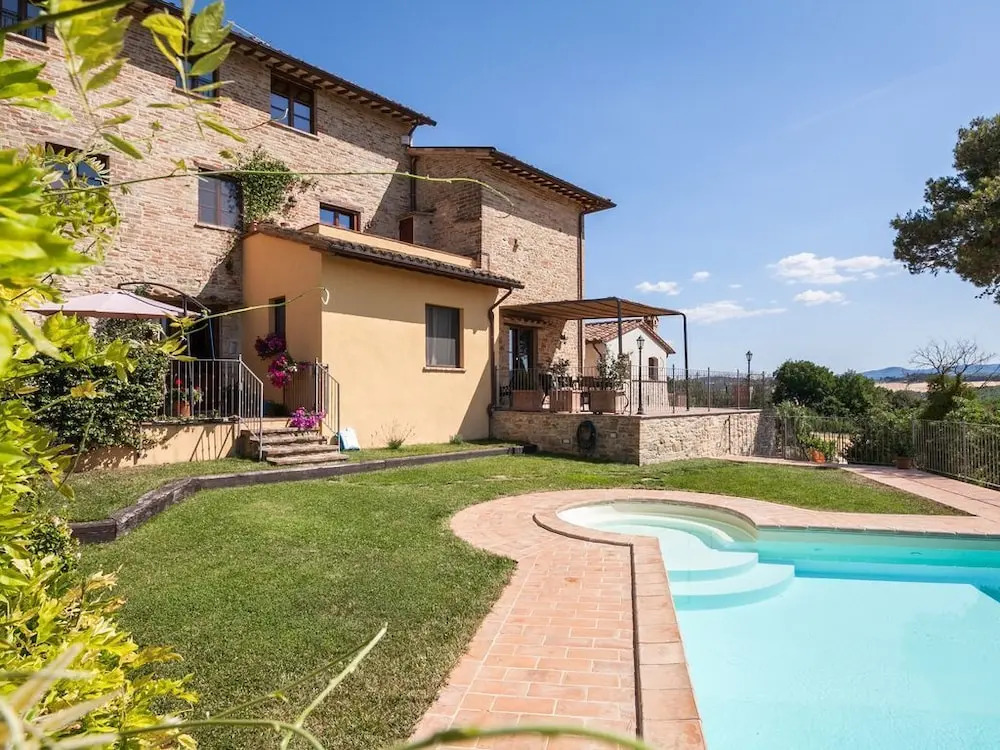 Umbria Country Shelter