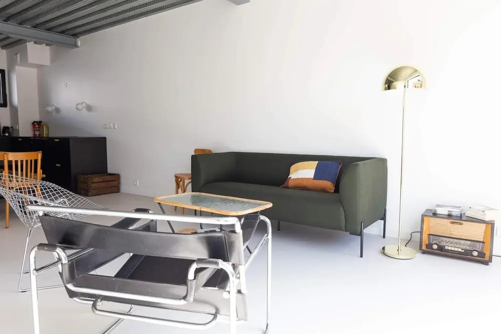 Loft With 4 Bedrooms, Terrace, Very Close to Paris
