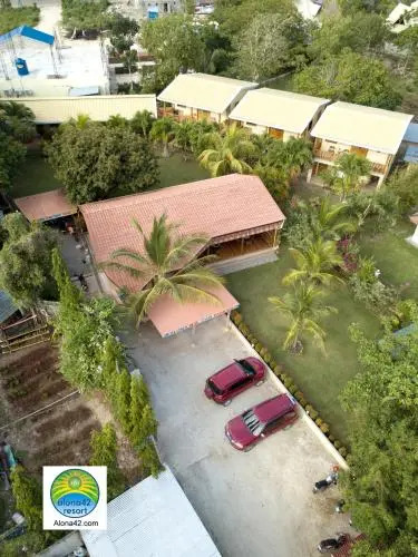 Alona42 Resort